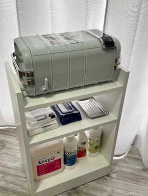 MUEBLE AUXILIAR PARA EQUIPOS