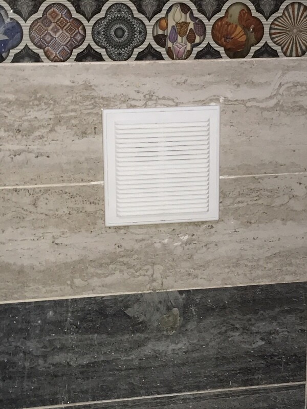 هوايه ديكوريه بديله للهوايه التقليديه التي يتم تركيبها بمعرفة شركة الغاز  تجدد الهواء داخل الحمام وتمنع الحشرات والاتربه