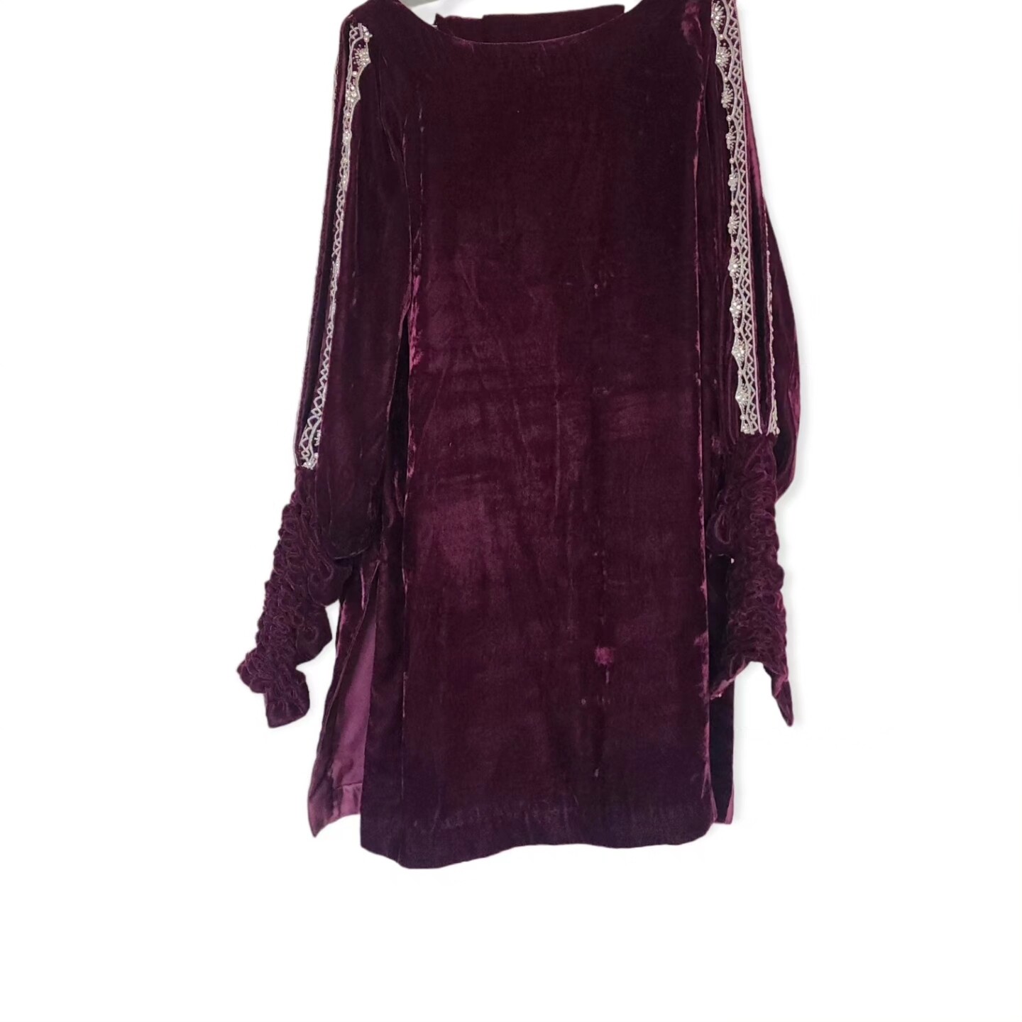 Aria Pret Velvet Outfit