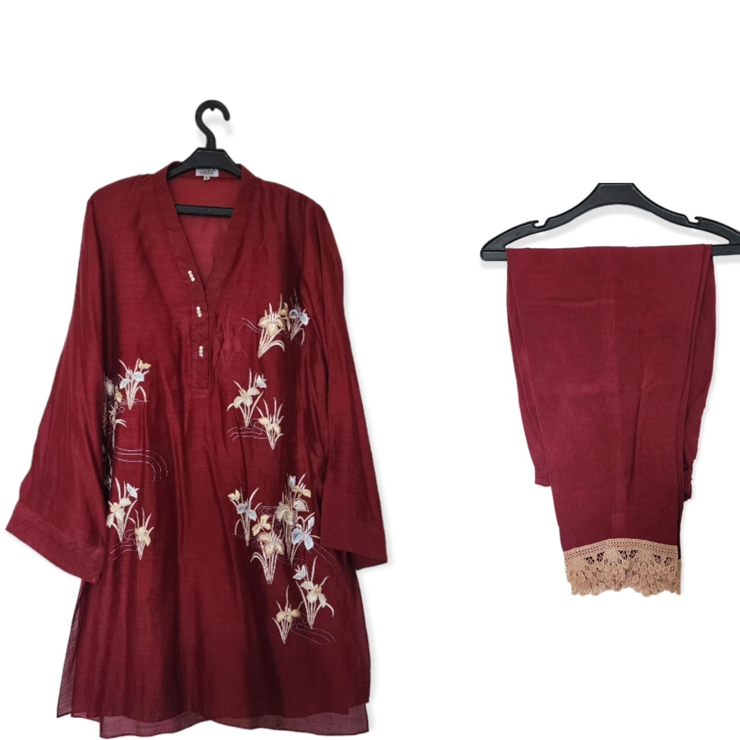 Sania Maskatiya Suit