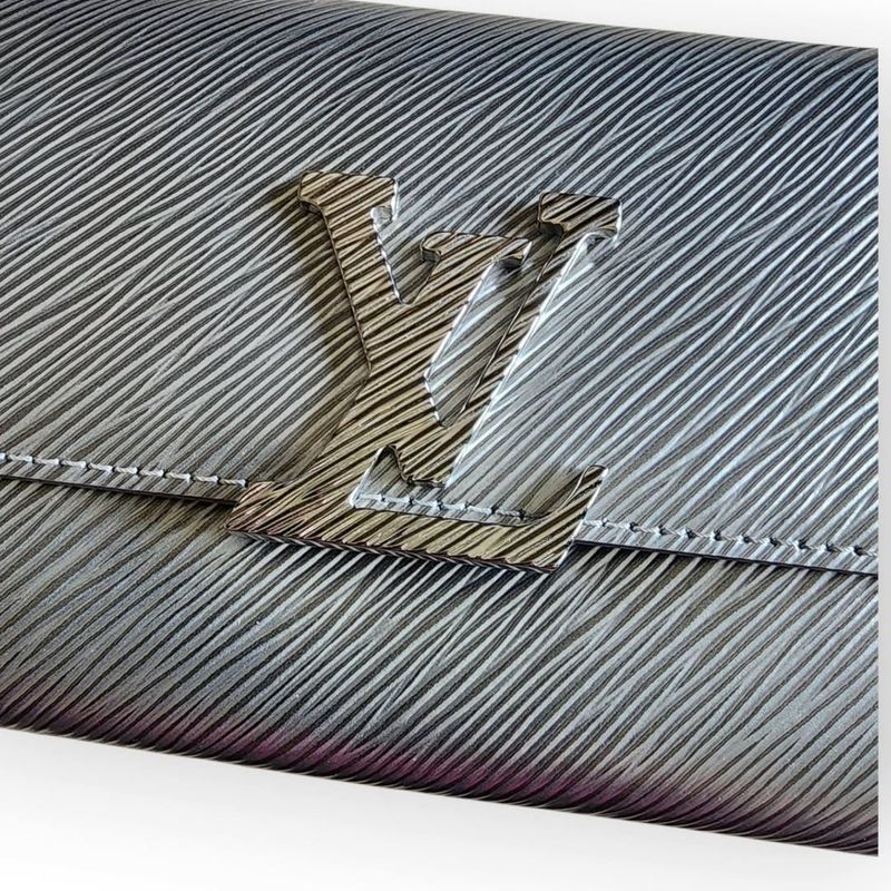 Louis Vuitton Epi Pouchette