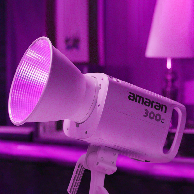 Aputure LED Monolight 300W RGBWW Bowens amaran 300c AP30011A16 (White)