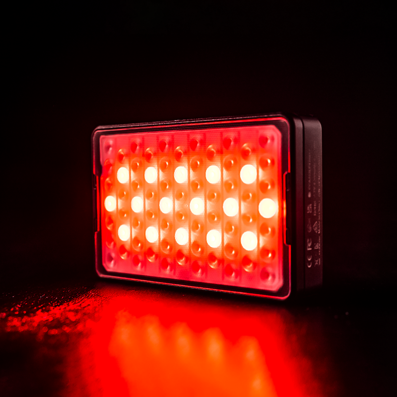 Aputure LED On-Camera Mini Panel Video Light RGBWW Lensed Tunable MC Pro APA0229A10