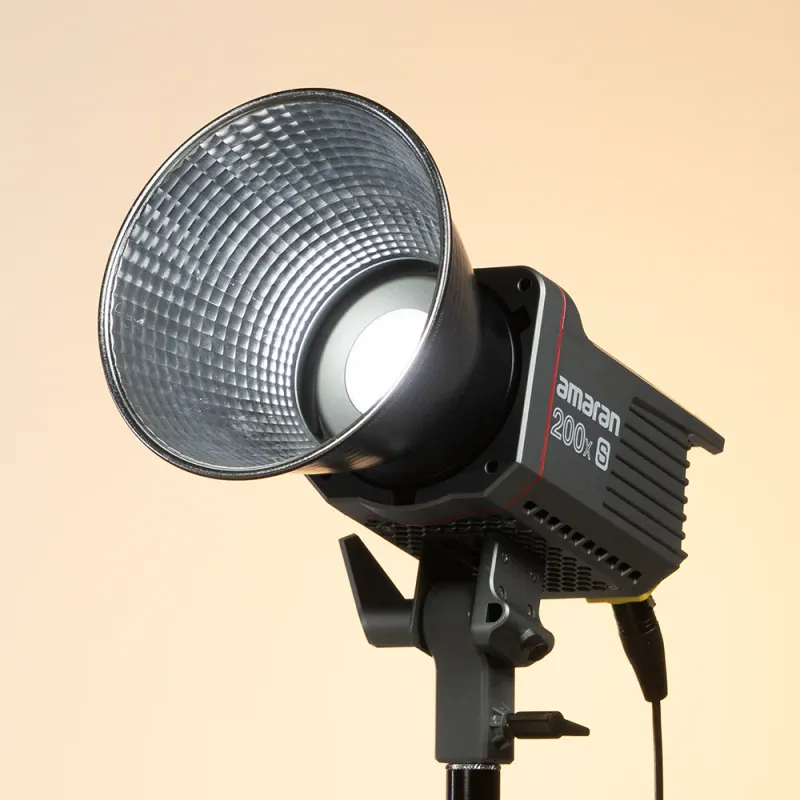 Aputure LED Monolight 200W Bi-Color Bowens Mount amaran 200x S APM022XA10
