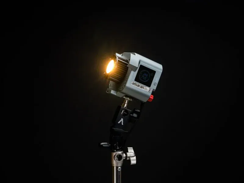 Aputure LED Monolight 65W Bi-Color Bowens Mount COB amaran 60x S APA0020A20