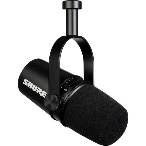 Shure Podcast Microphone Kit with USB/XLR Dynamic Podcast Microphone Voice Isolation MV7-K