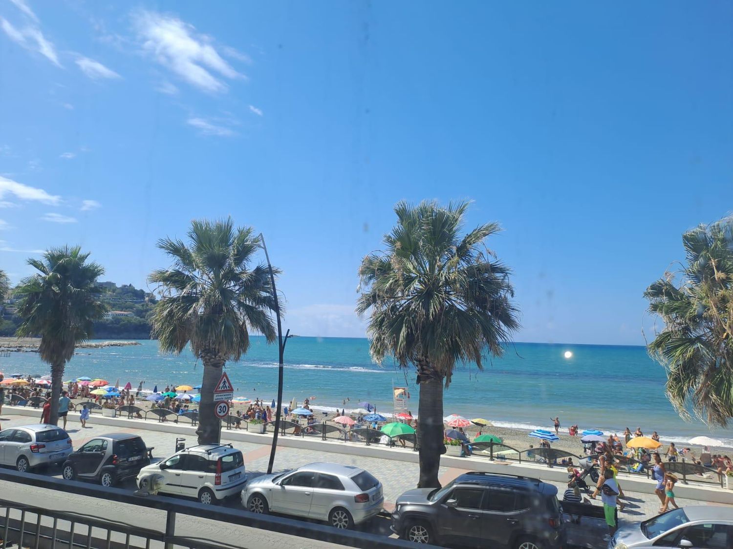 Appartamento e Locale Commerciale Lungomare