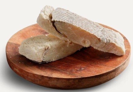 2 LBs - Dry Salted Cod (Bacalhau) with Skin/Bone (POSTA - Middle Cuts) BomPorto (Norway) (On Sale)