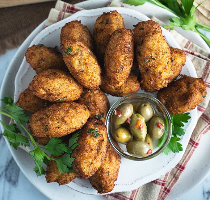 Pasteis de Bacalhau (Frozen) (18 pcs)