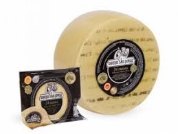 Cheese Ilha de São Jorge (Aged 24 Months) (Açores) 0.9 LBs
