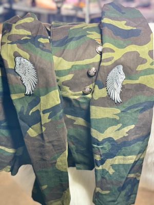 PATCHWORKZ: Stylish Camo Tailored Blazer With Patches.