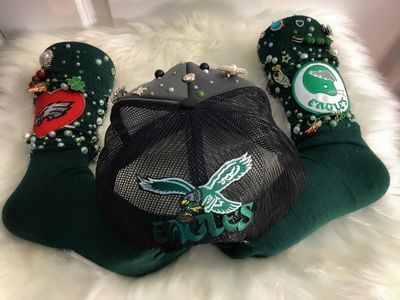 PATCHWORKZ: Eagles themed fun/ charm Otto trucker hat with matching fun socks