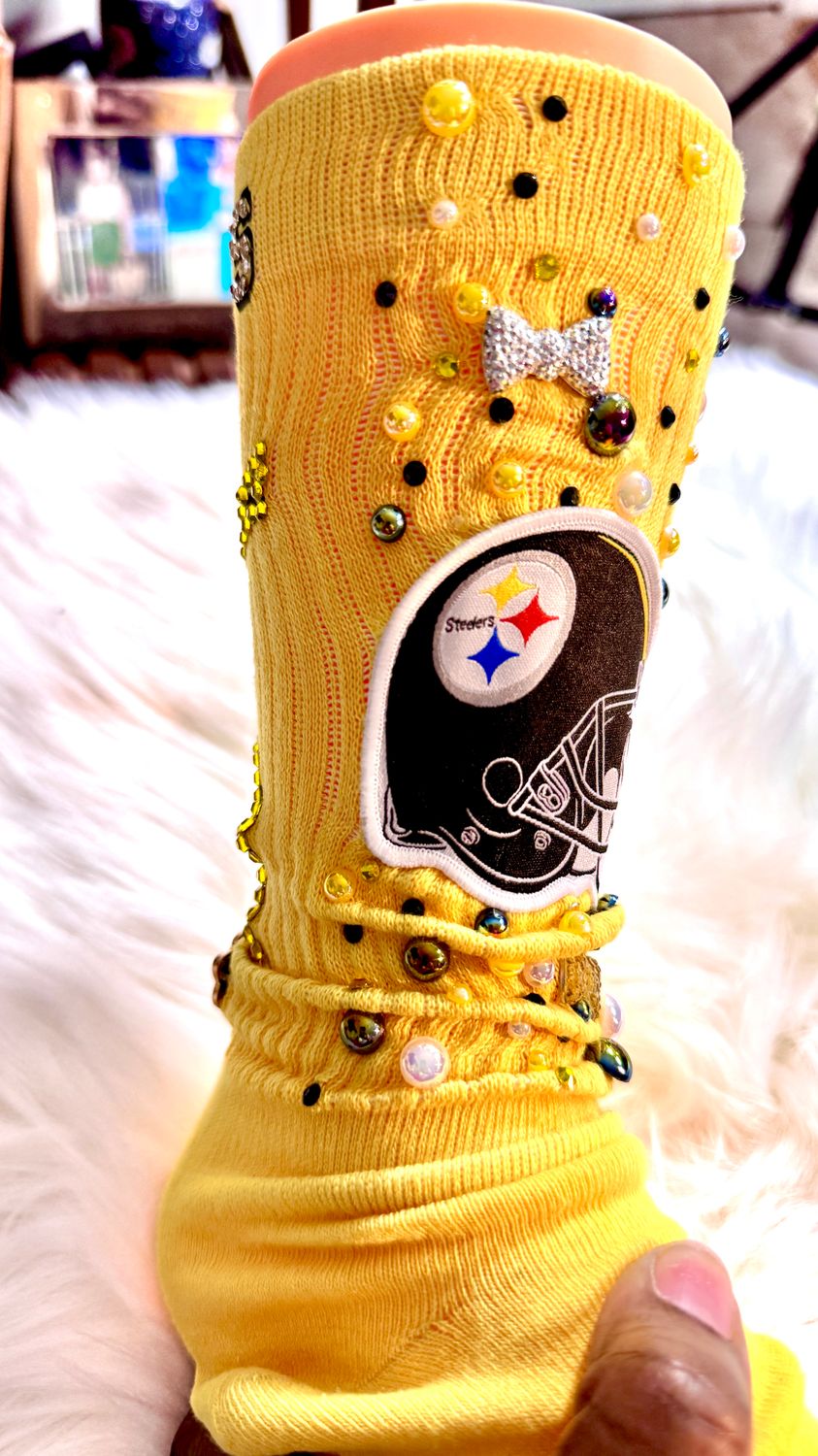 PATCHWORKZ: Fun/Charm socks football themed.