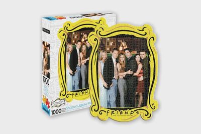Aquarius Puzzle Friends Group Water Fountain Shaped Puzzle 1,000 pieces