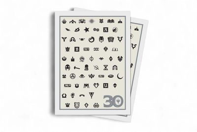 Ultra Pro: UP19869 30th Anniversary 105ct Apex Deck Protector sleeves