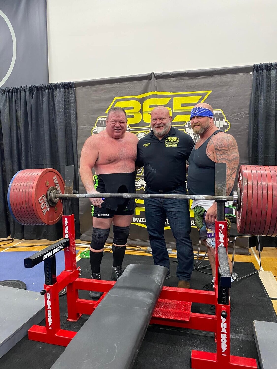 Competition Bench (Dynabody)