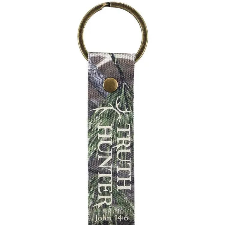 KC-607 Keyring Truth Hunter