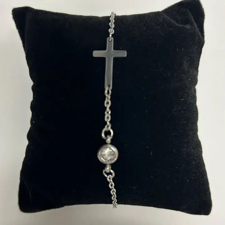 Silver Cross Bracelet - Eden Merry Bracelet