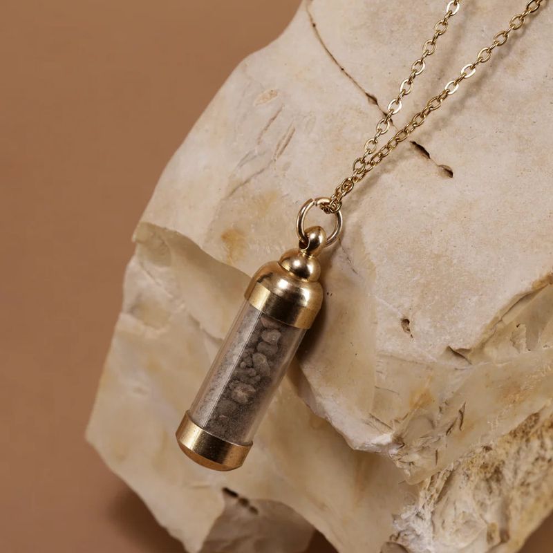 The Pendant of Eternal Faith  - Gold