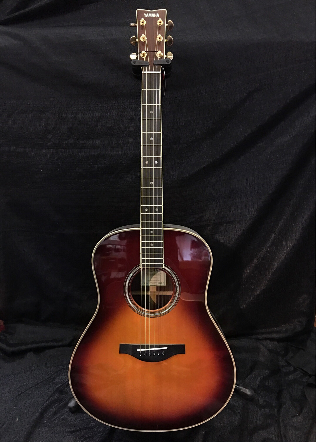 Yamaha LLTA Vintage Tint Folk Guitar