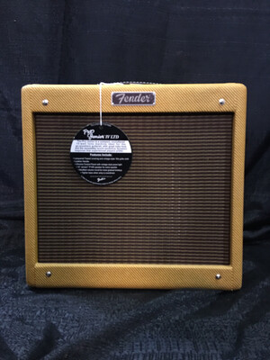 Fender Pro Junior IV 15 Watt Tube Combo Amplifier  2231300000