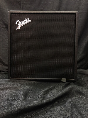 Fender Rumble LT25 Bass Amplifier   2270100000