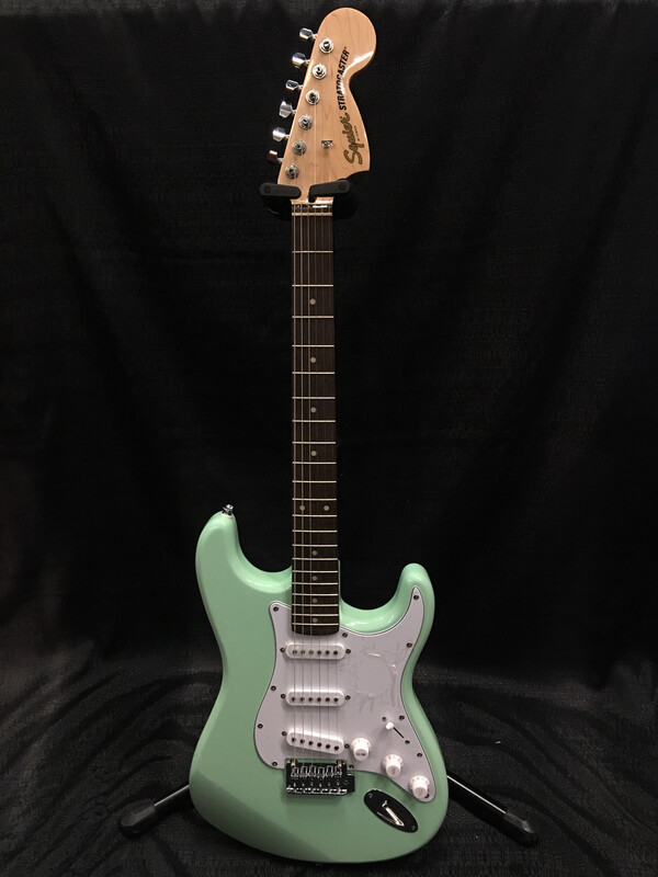 Squier Affinity Series Stratocaster - Surf Green 0378000557