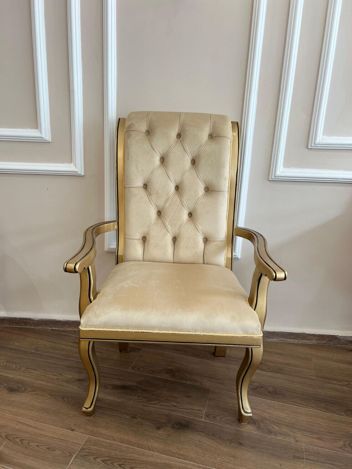 Chaise Madelaine