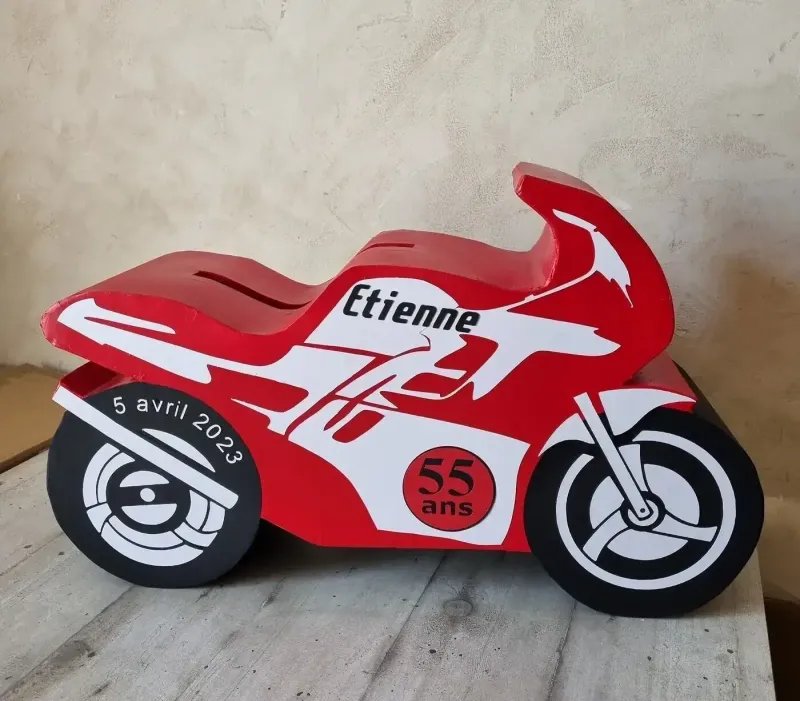 Urne en forme de Moto