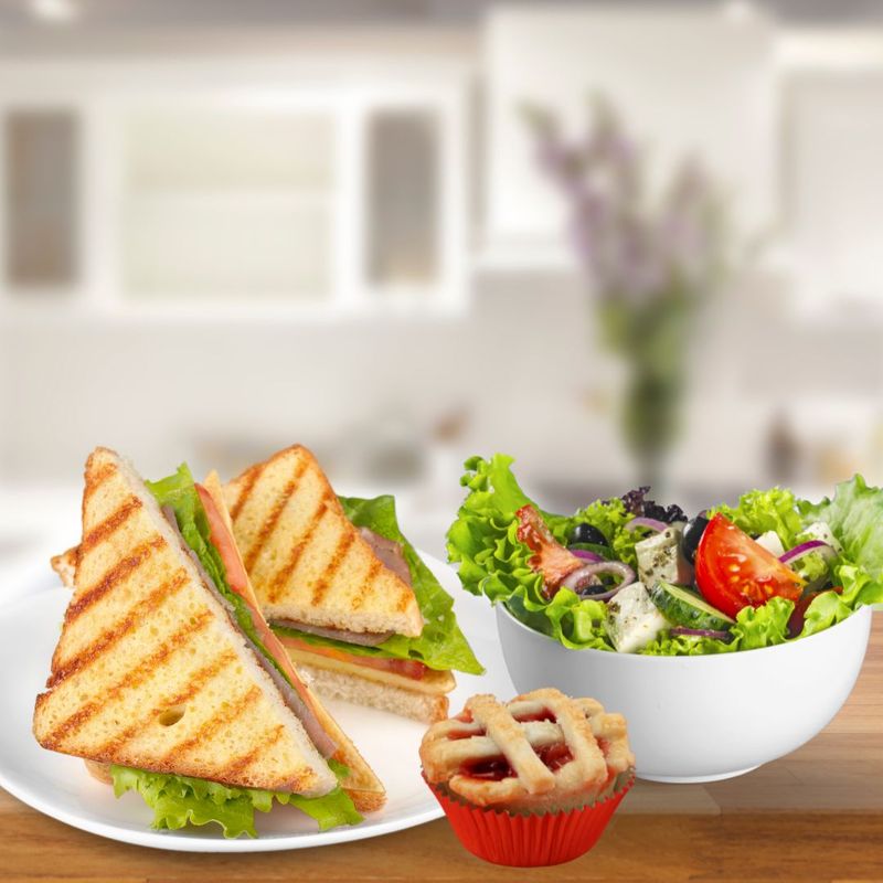 Combo sandwich, salade et dessert
