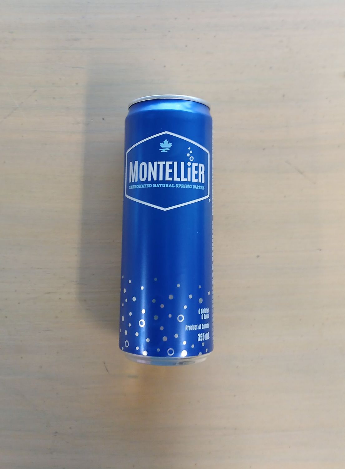 Eau pétillante Montellier