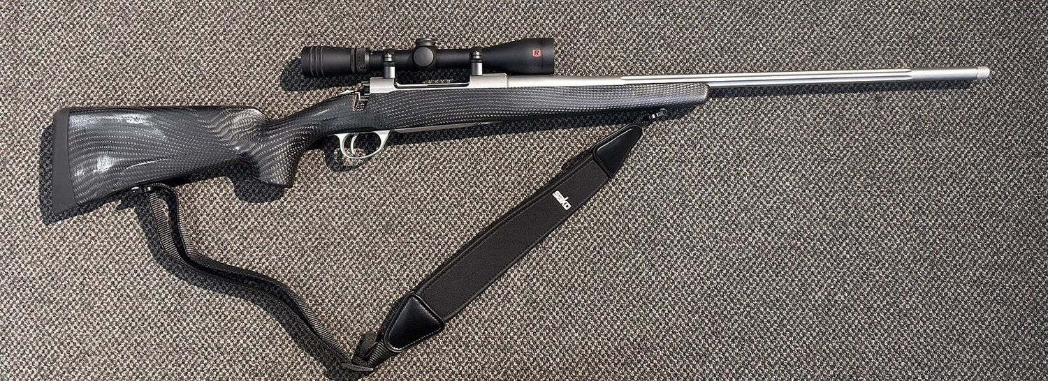 Consignment Sako 85 Carbonlight SS .300WIN With Sako Sling And Red Field Scope / SN: L83693
