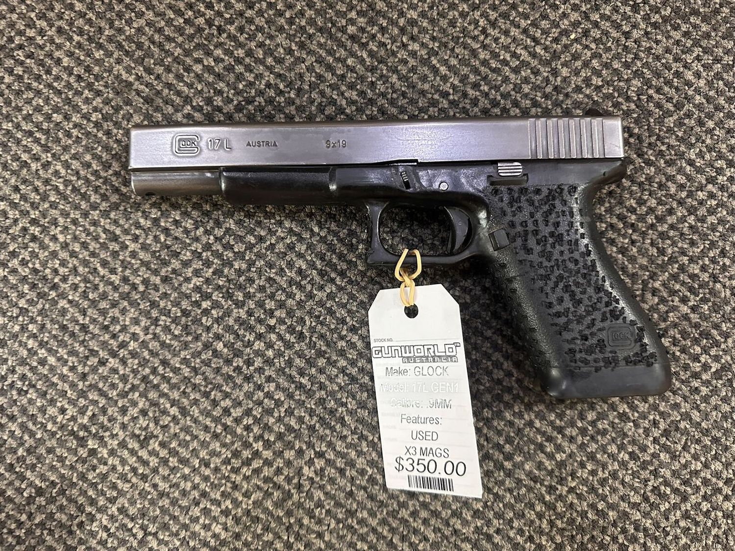 Used Glock 17L Gen1 9mm / SN: BK383