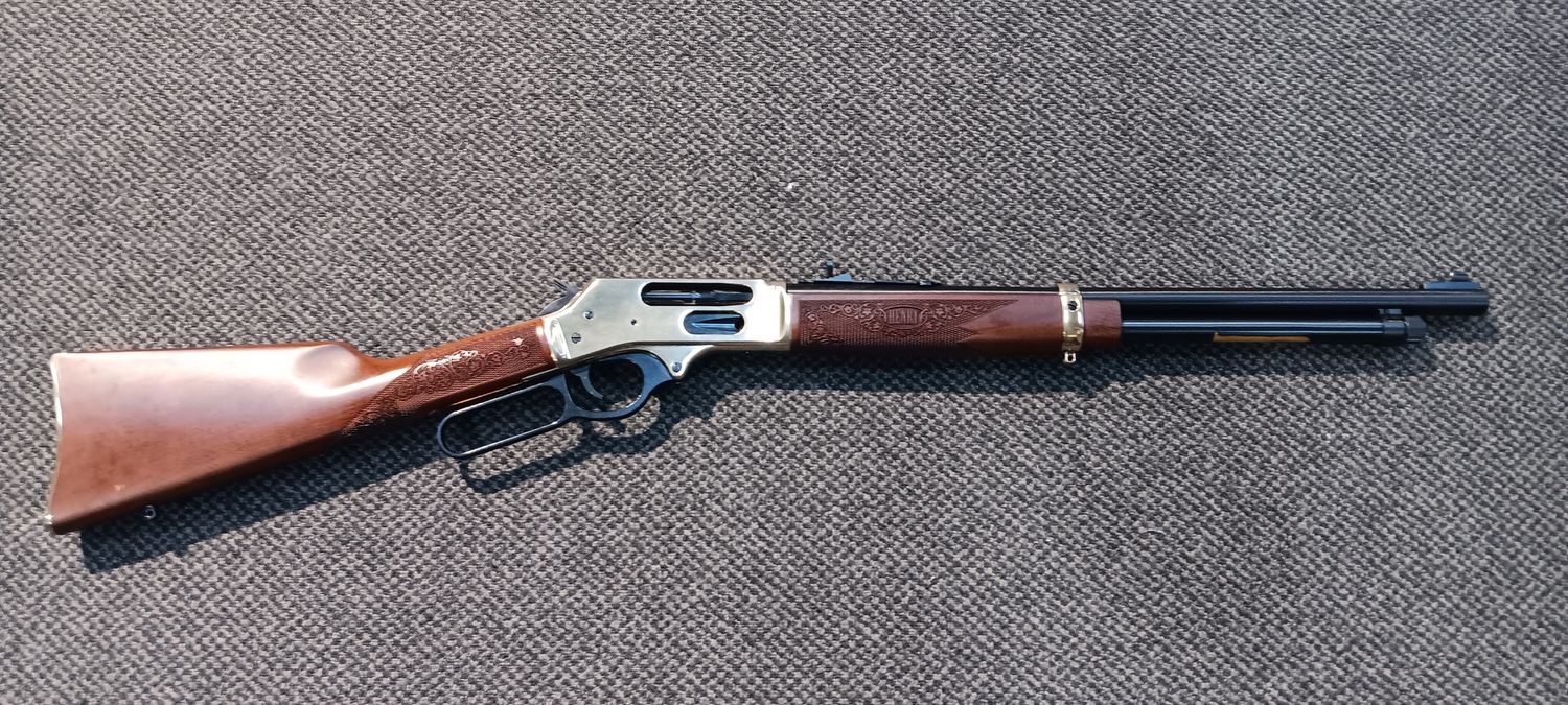 USED Henry Side Gate Lever Action Rifle 45-70, Brass, 20inch, 4 Shot SN: 4570SG15907