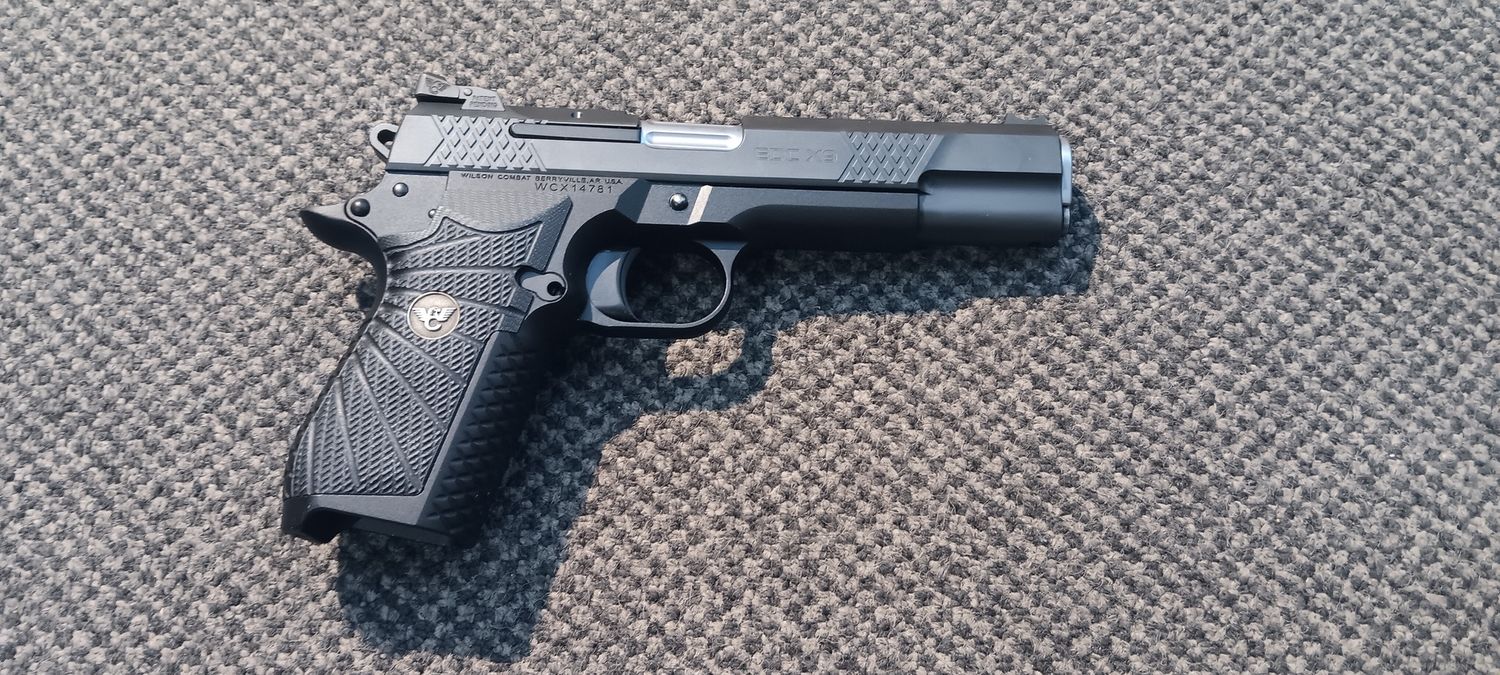 Used WILSON COMBAT EDC X9 9x19mm 10 SHOT, 4 MAGS, CASED, EXC COND. SN: WCX14781