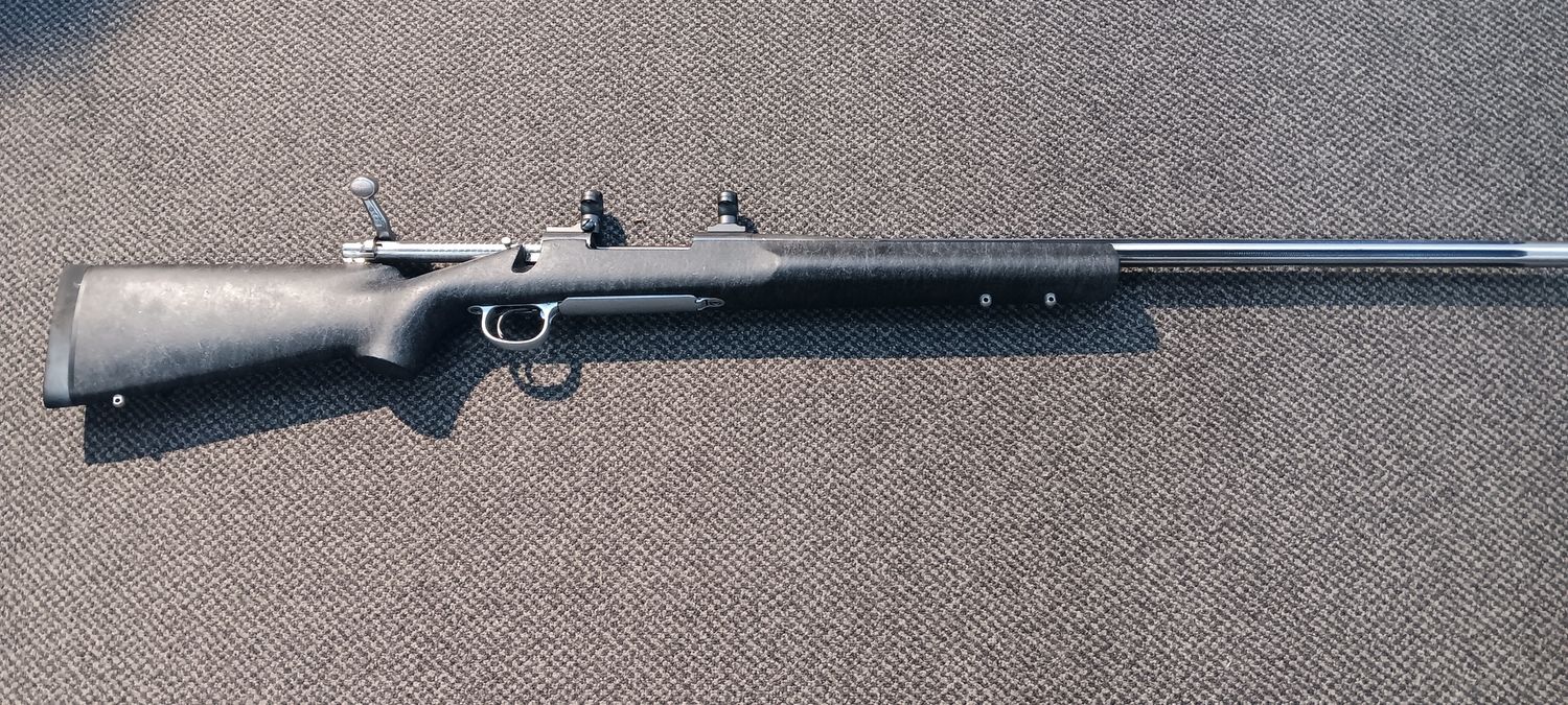 CONSIGNMENT REMINGTON 700 SENDERO 300RUM w/ CASE, 1 inch RINGS, STAINLESS, USED, PRICE REDUCED, SN: RR83632A