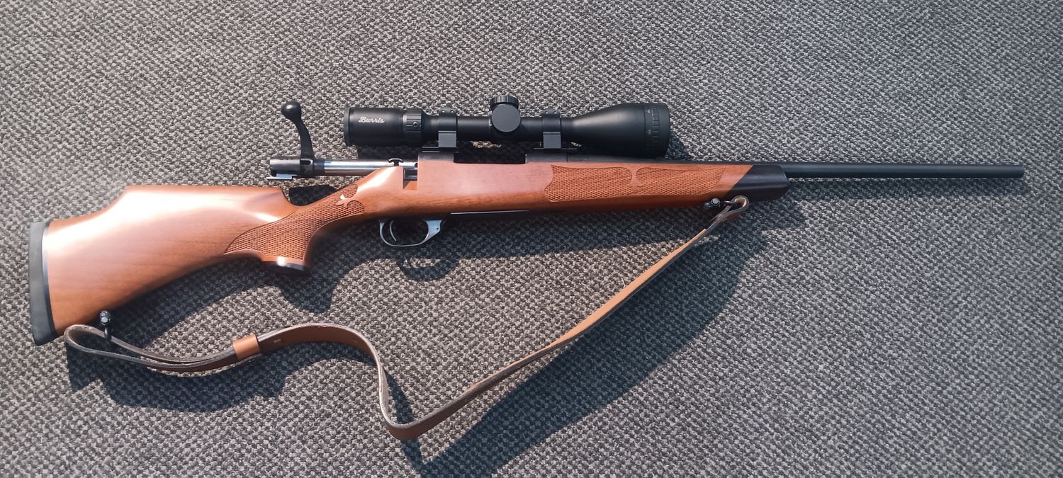 CONSIGNMENT WEATHERBY VANGUARD Camilla 308win w/ Burris Scope, Sling &amp; Gun Bag. USED SN: VB177411