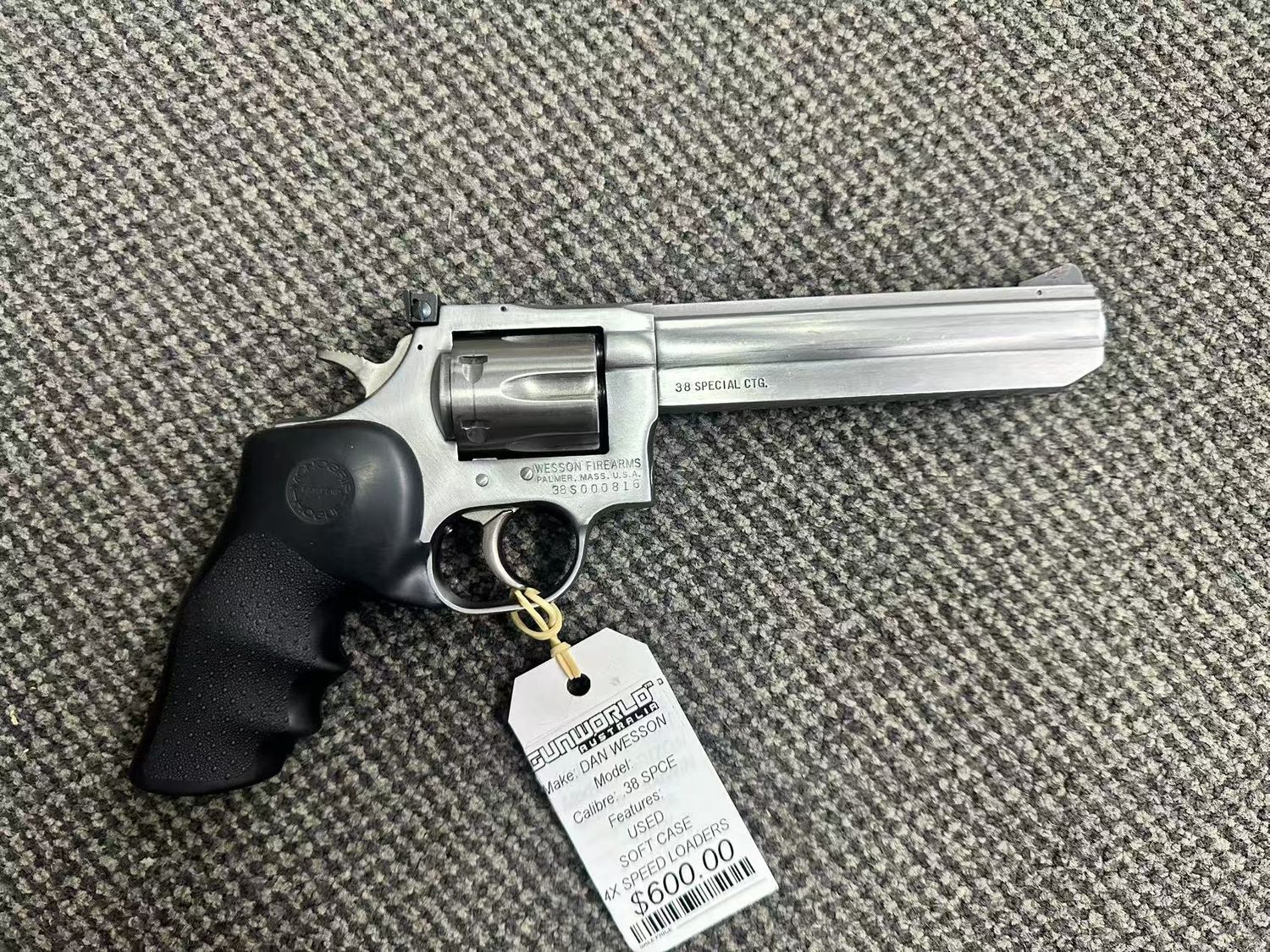 Used Dan Wesson Firearms .38Spc 6 shot sn: 38S000816