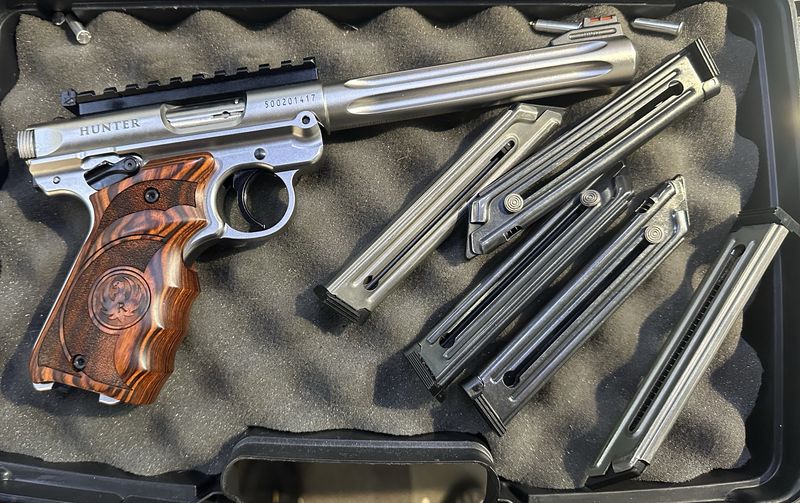 Used Ruger MKIV Hunter .22LR & 5 Magazines - SN: 500201417