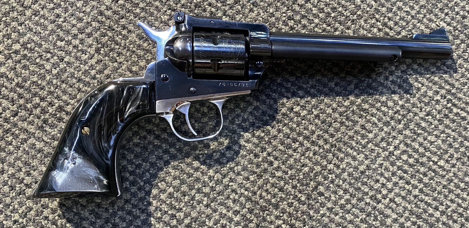 CONSIGNMENT USED RUGER SINGLE SIX .22LR 6RND B/R 165MM W/ 2 REVOLVER SN: 76-06701