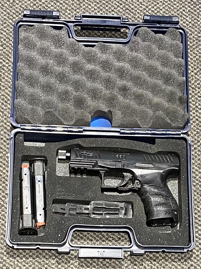 USED WALTHER PPQ 9MM 10RND B/R 120MM CASED 2MAG 1EXTRA GRIP SN: FAP0516
