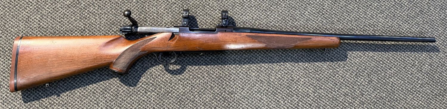 USED RUGER M77 .243WIN 4RND SN: 75-92143