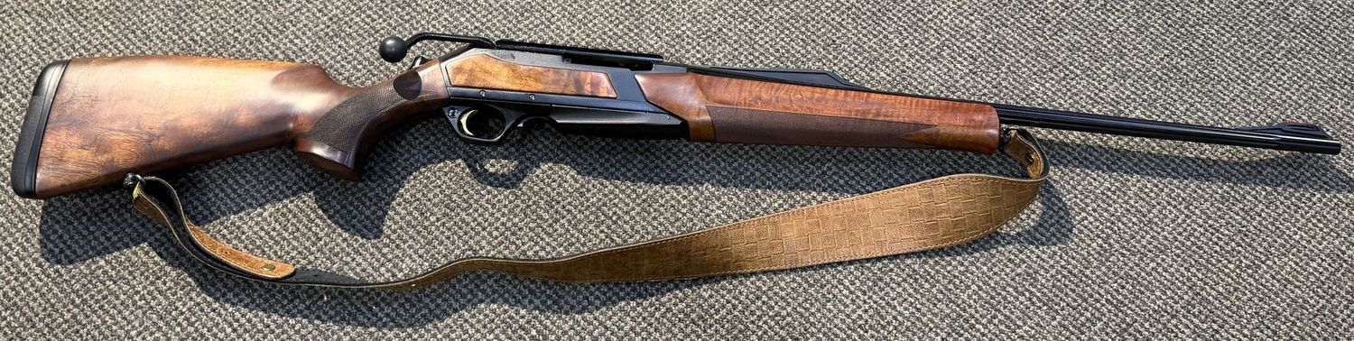 Used Browning Maral .300win 3Rnd w/ Sling Cased SN: 356ZW04000