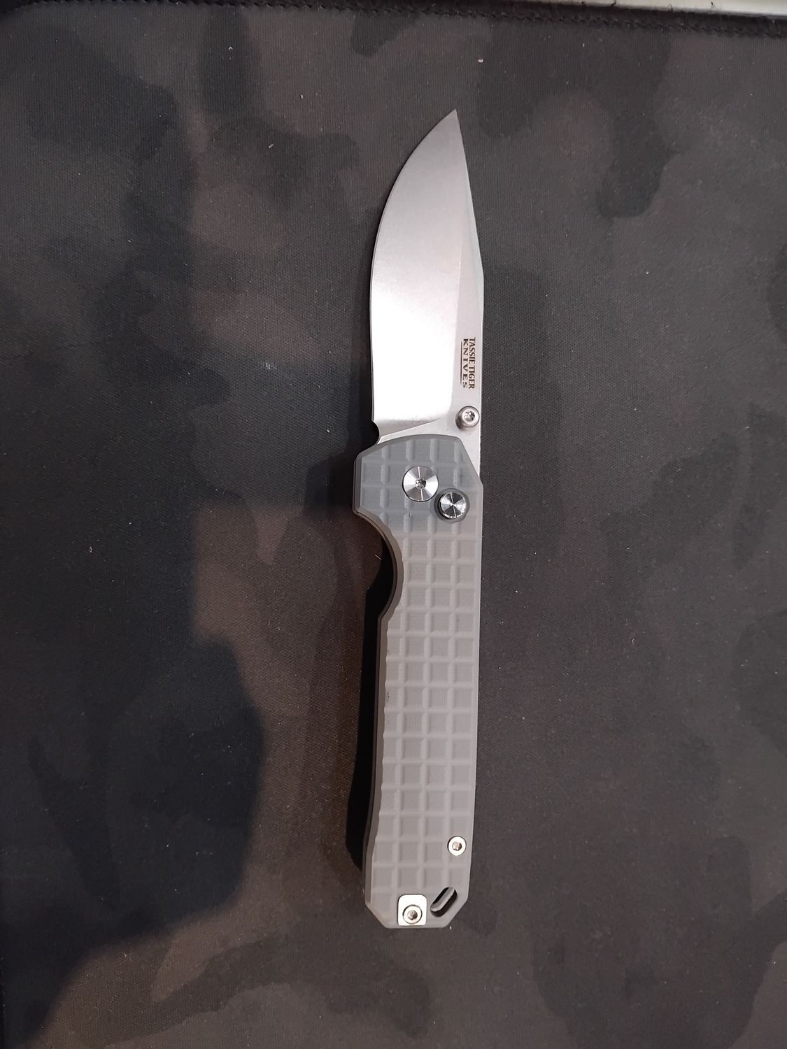 tassie tiger knives EDC folder drop point grey