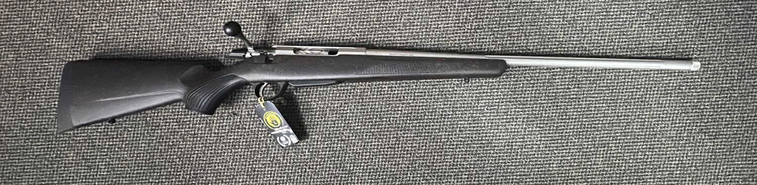 USED tikka t3x roughtech stainless fluted 7mm rem mag  3rnd detachable mag  SN: JJ7441
