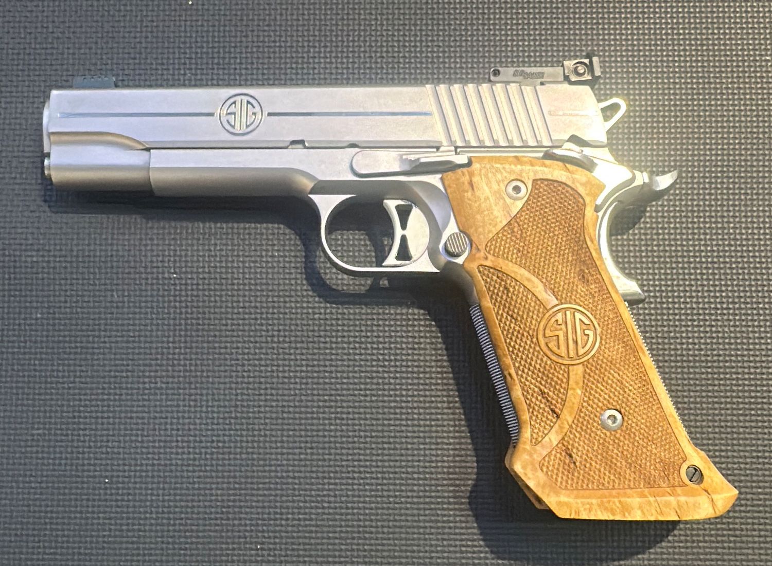 Consignment Sig Sauer 1911 Super Target Stainless .45ACP x2 Mags &amp; Case - SN: 54E047403