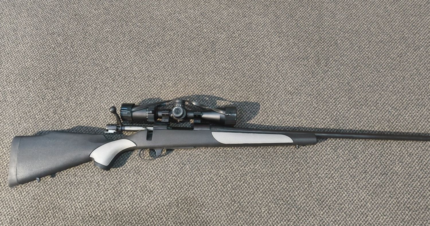 USED Weatherby Vanguard .223 REM w/ Zerotech scope