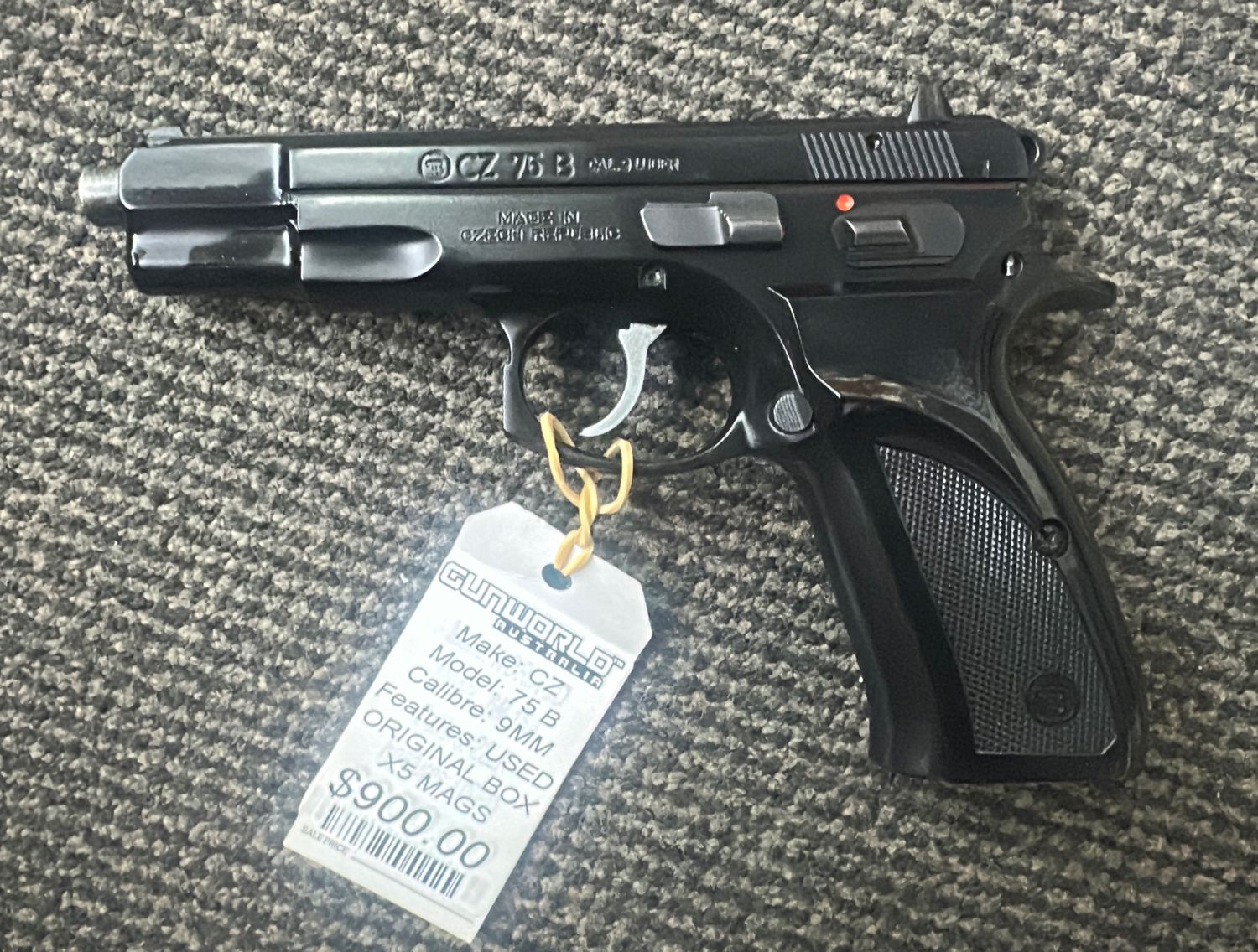 Used CZ 75 B 9mm x5 Mags - SN: CC521