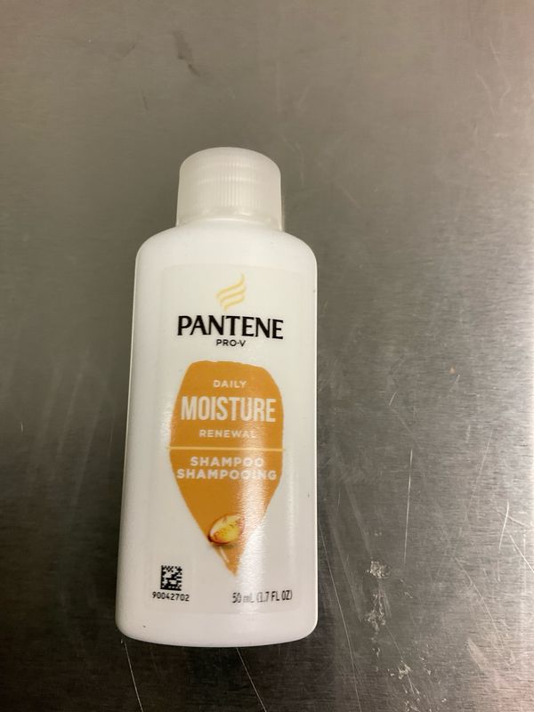 Travel Sized Pantene shampoo