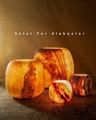 Alabaster round curra